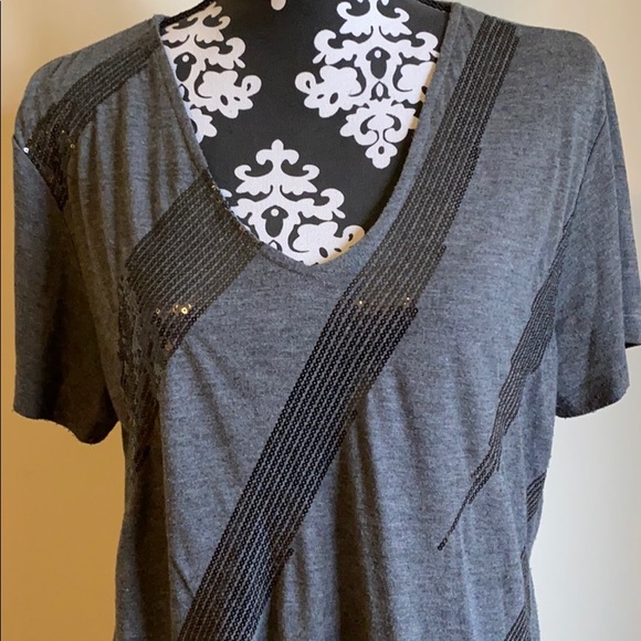 Ellen Tracy V-Neck Tee with Sequin Embellishment - Picture 2 of 7
